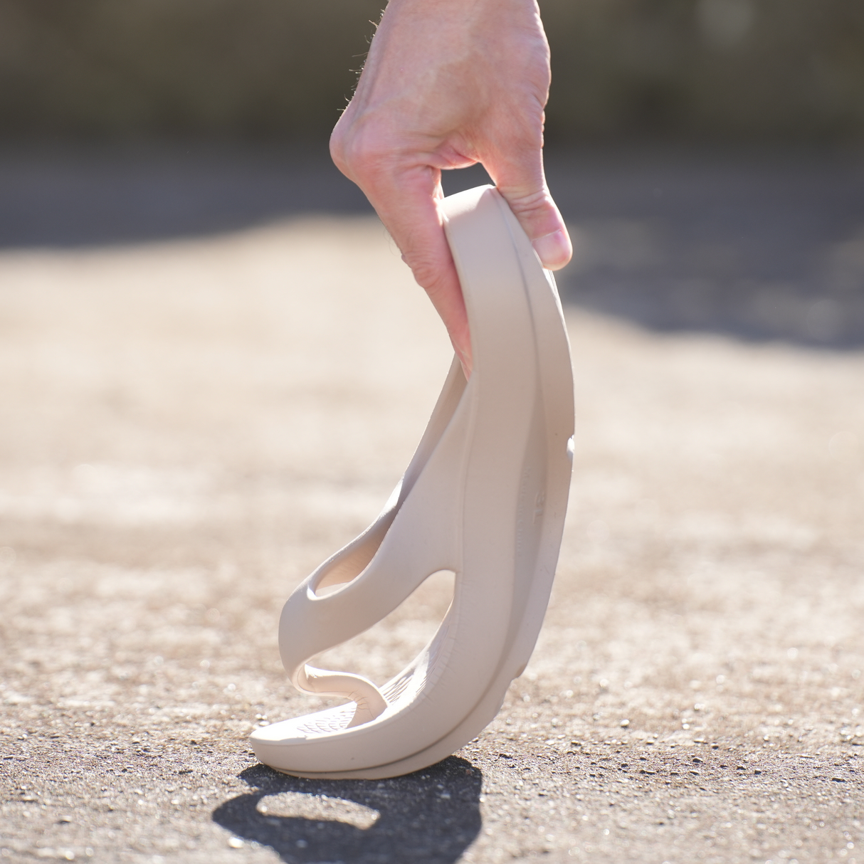 やわらかリカバリーサンダル（トング）