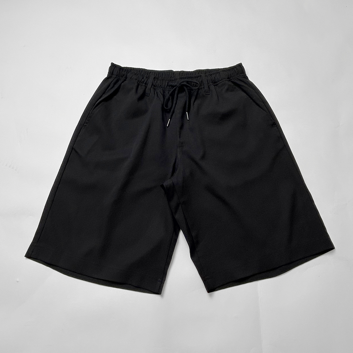 NOBIRUNOストレッチショートパンツ（リネンライク）