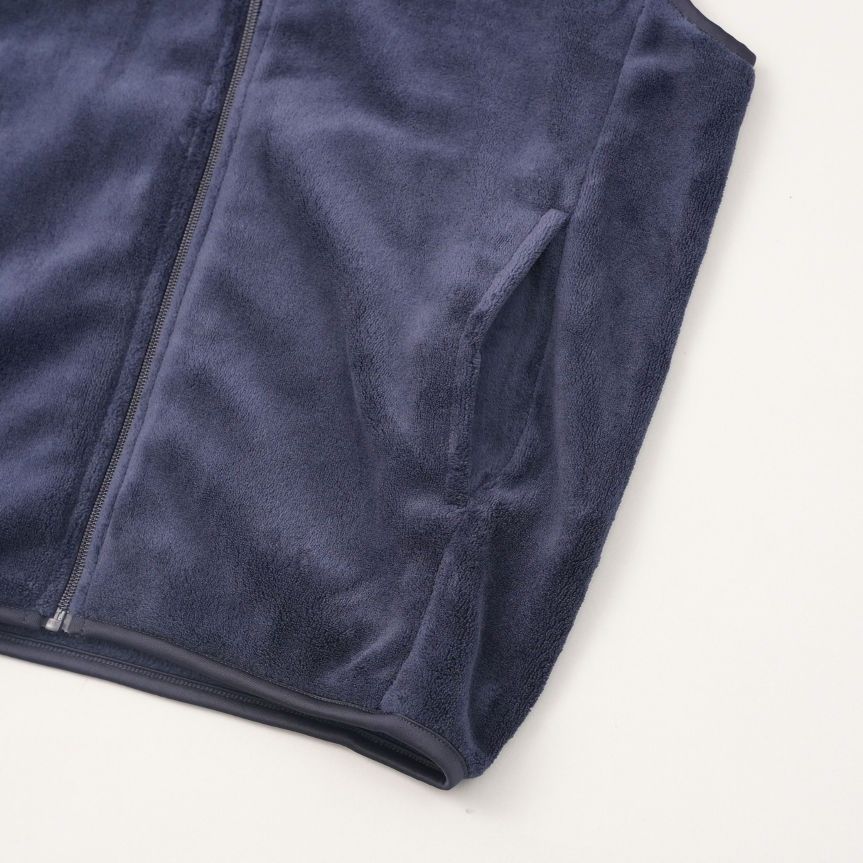 シルキーフリースベスト