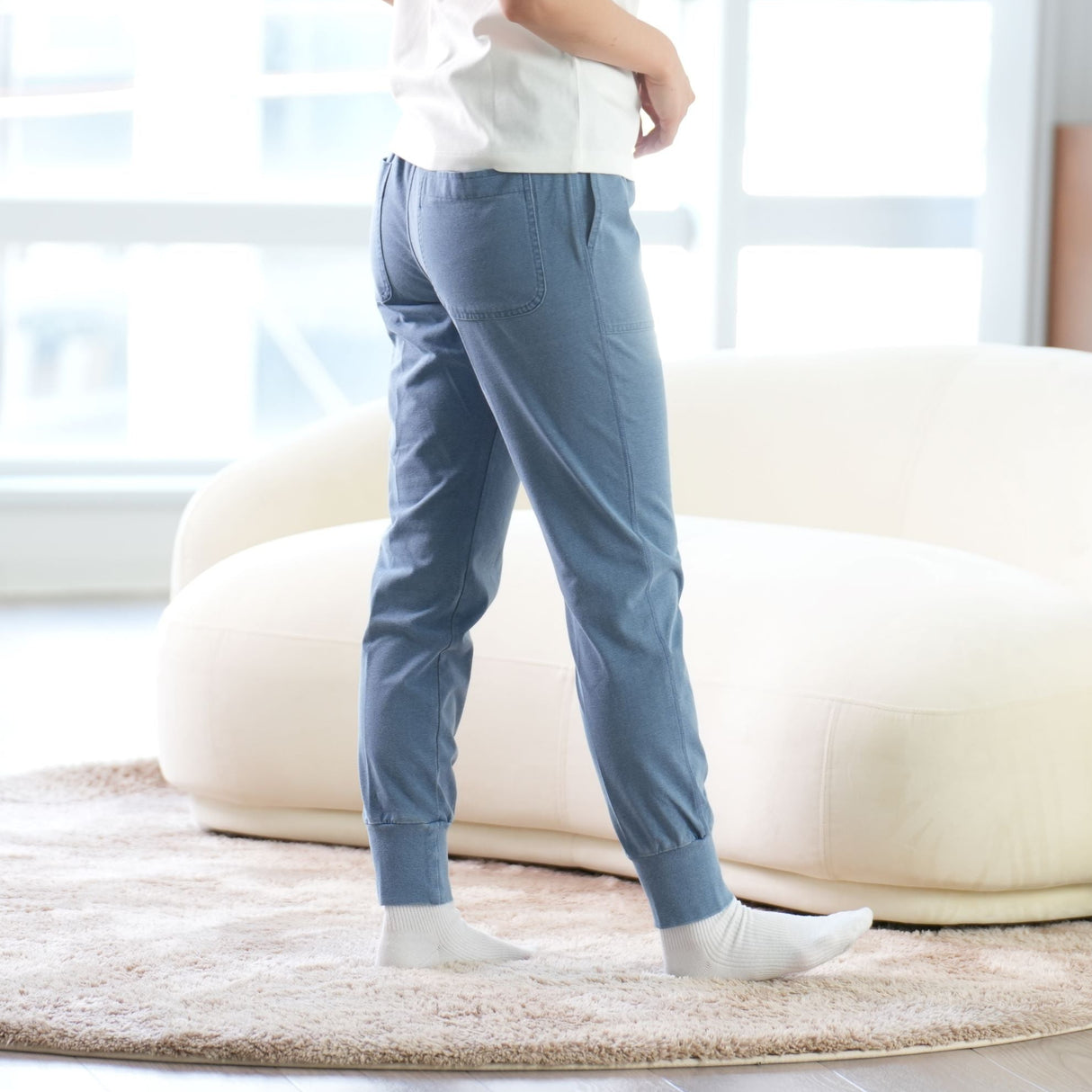 NOBIRUNOストレッチパンツ（デニム）