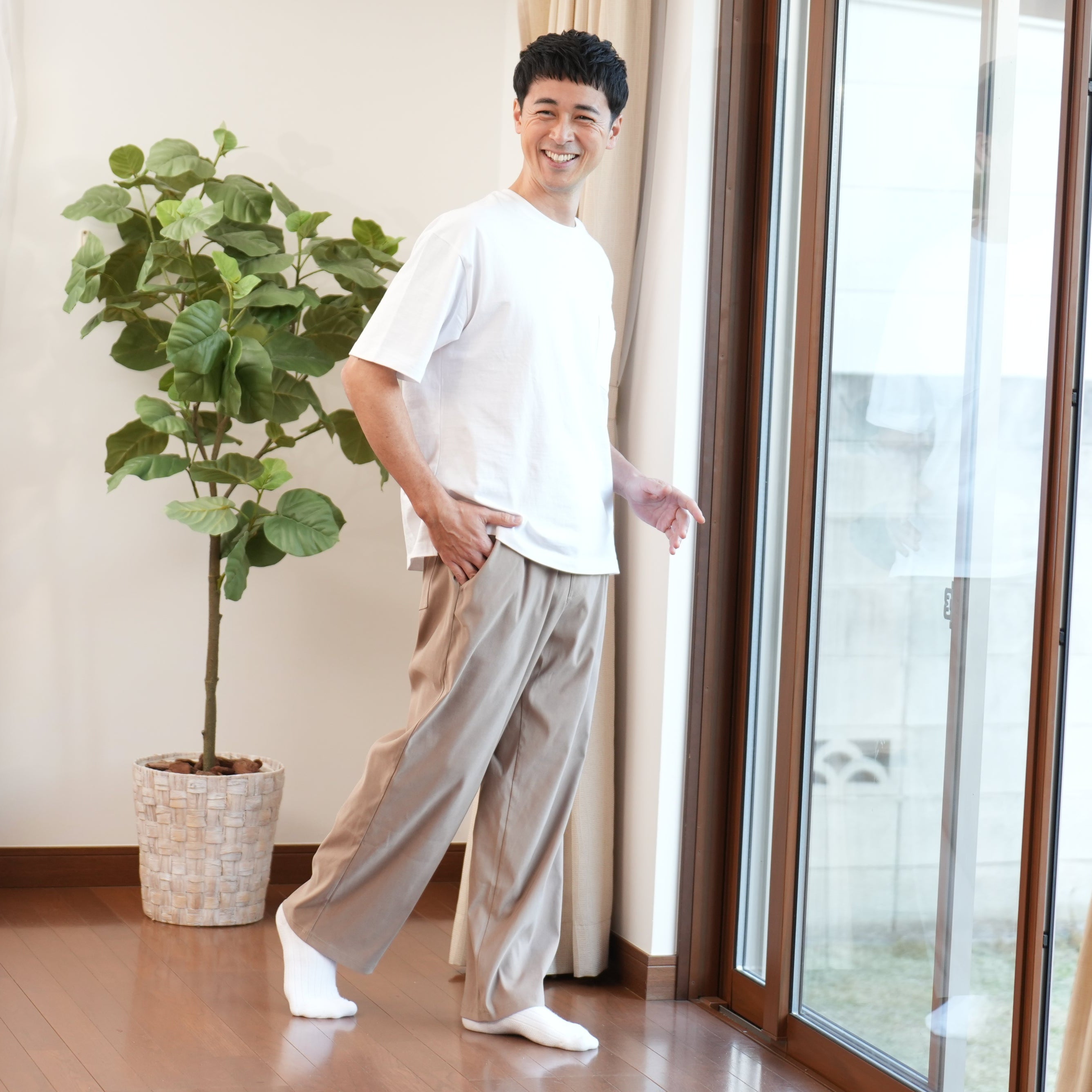 NOBIRUNO］ストレッチパンツ（ワイド） – RIALT